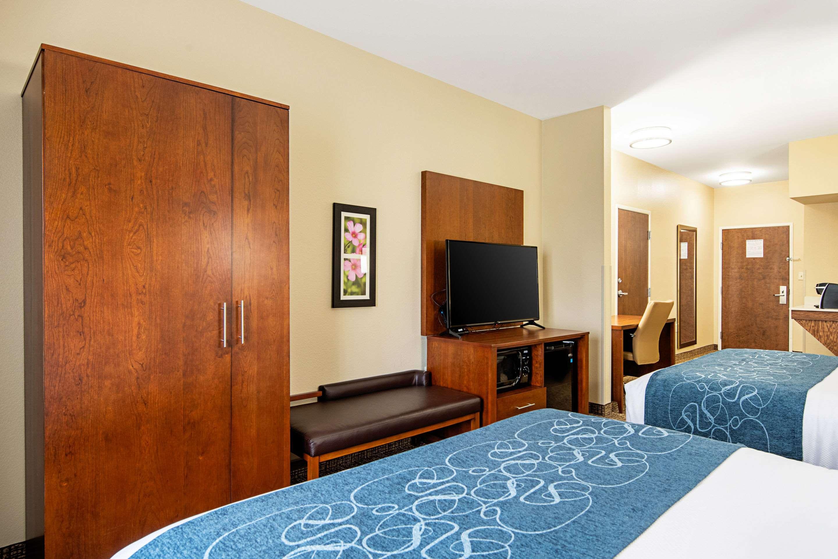 Comfort Inn & Suites Pine Bluff Dış mekan fotoğraf