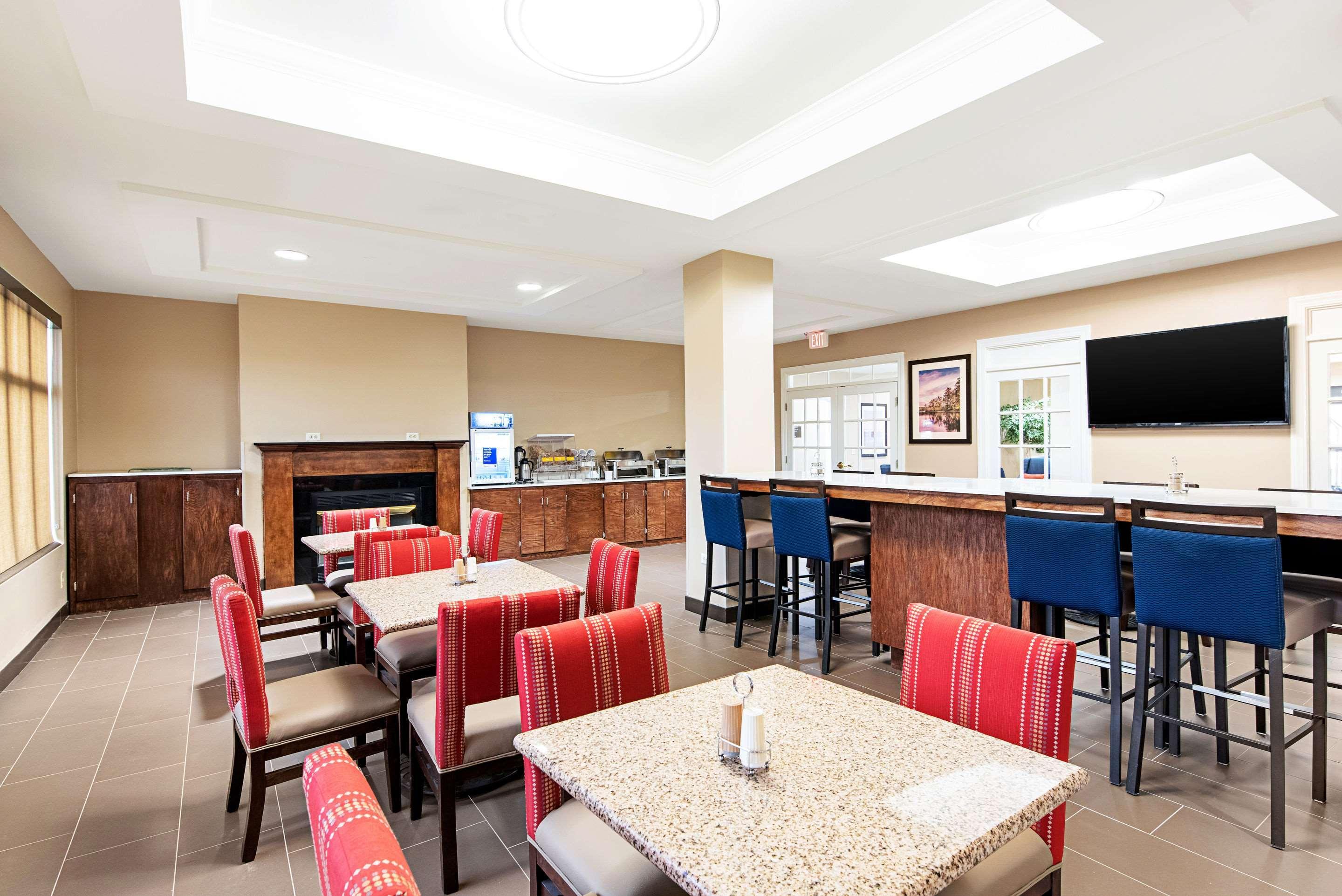 Comfort Inn & Suites Pine Bluff Dış mekan fotoğraf