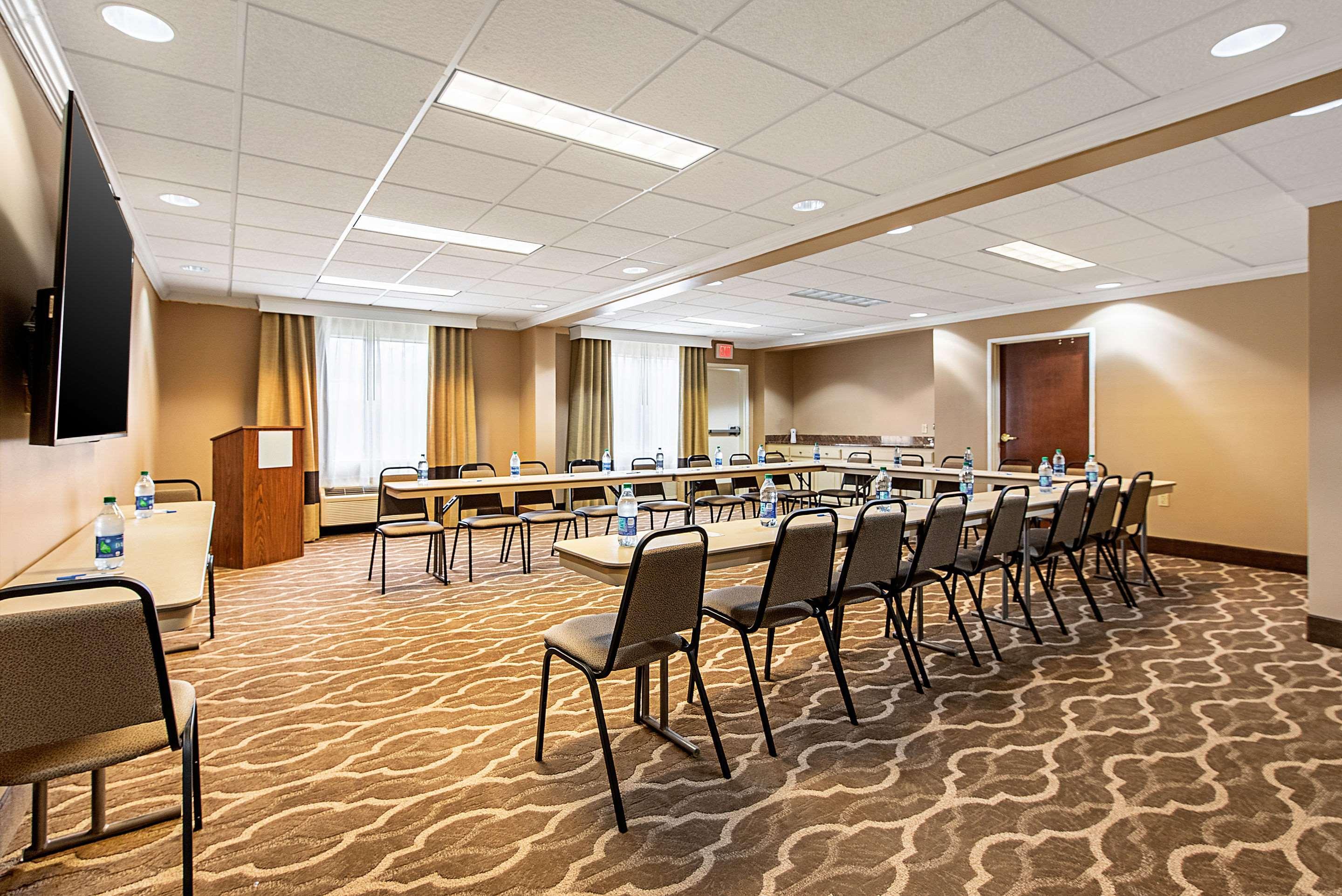 Comfort Inn & Suites Pine Bluff Dış mekan fotoğraf
