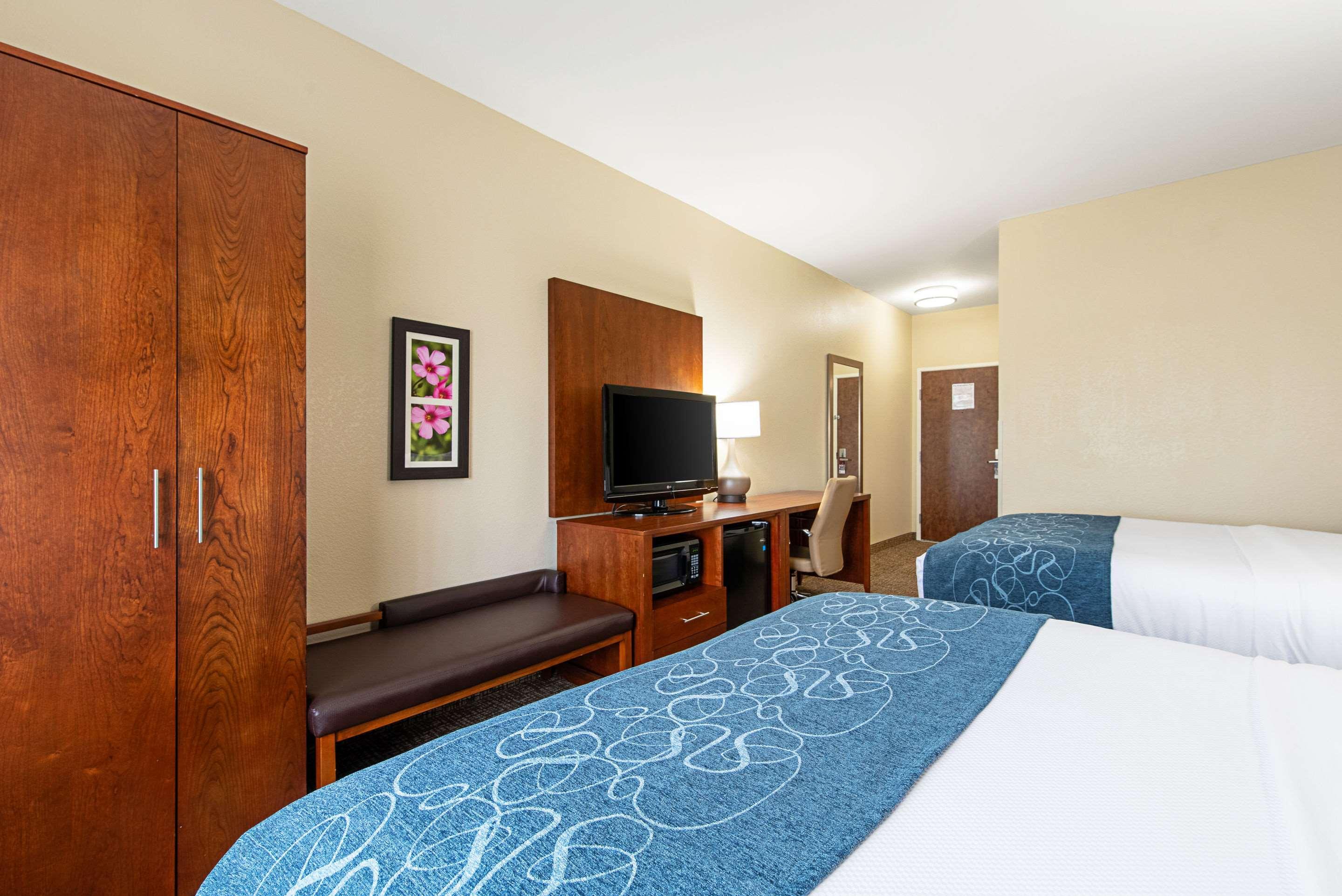 Comfort Inn & Suites Pine Bluff Dış mekan fotoğraf