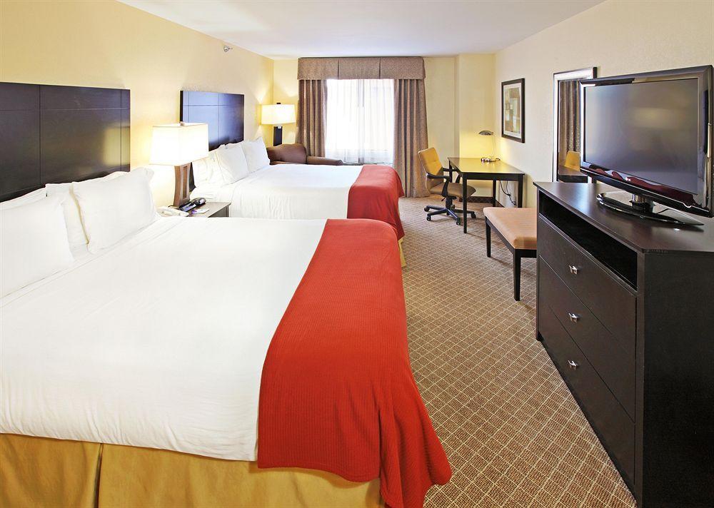 Comfort Inn & Suites Pine Bluff Dış mekan fotoğraf