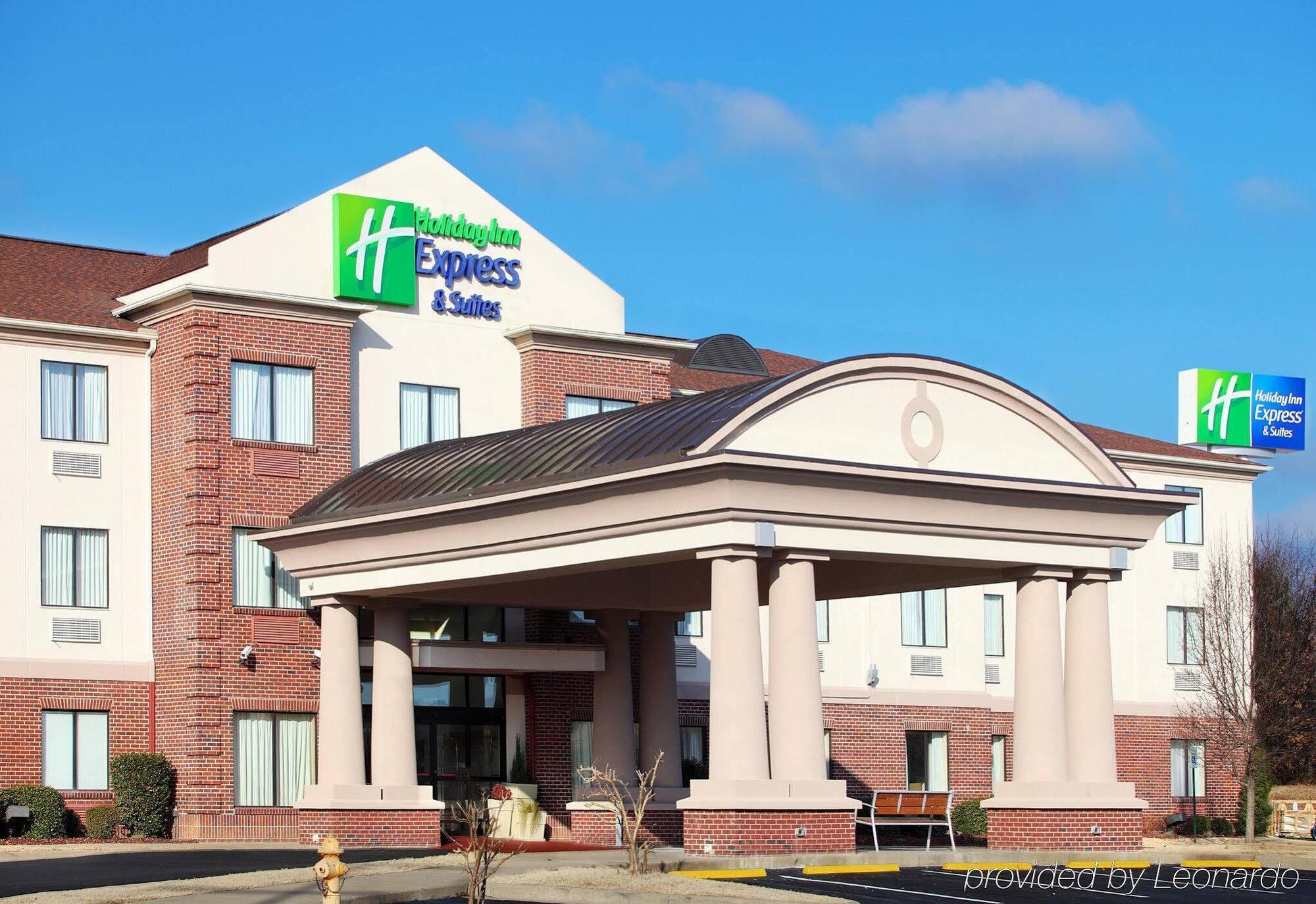 Comfort Inn & Suites Pine Bluff Dış mekan fotoğraf