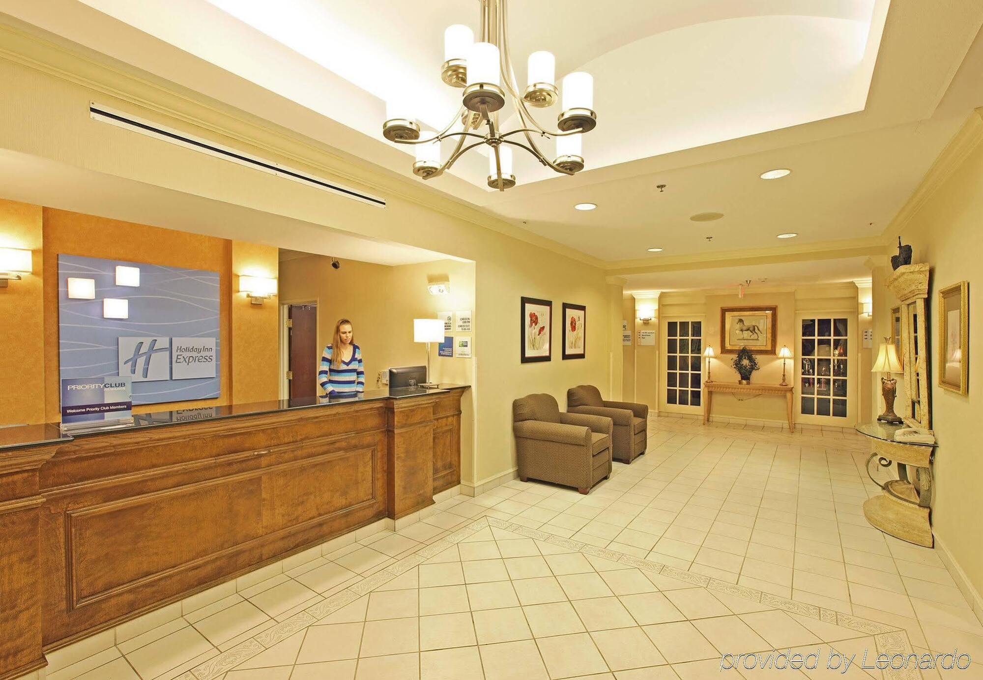 Comfort Inn & Suites Pine Bluff Dış mekan fotoğraf